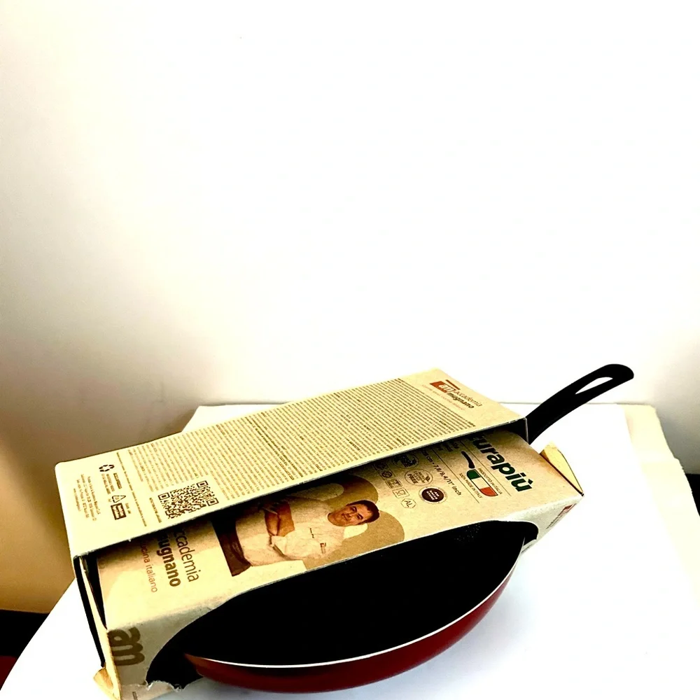 Naturapiu 11 Inch Nonstick Frying Pan Made in Italy Stone Speckle, red outer new